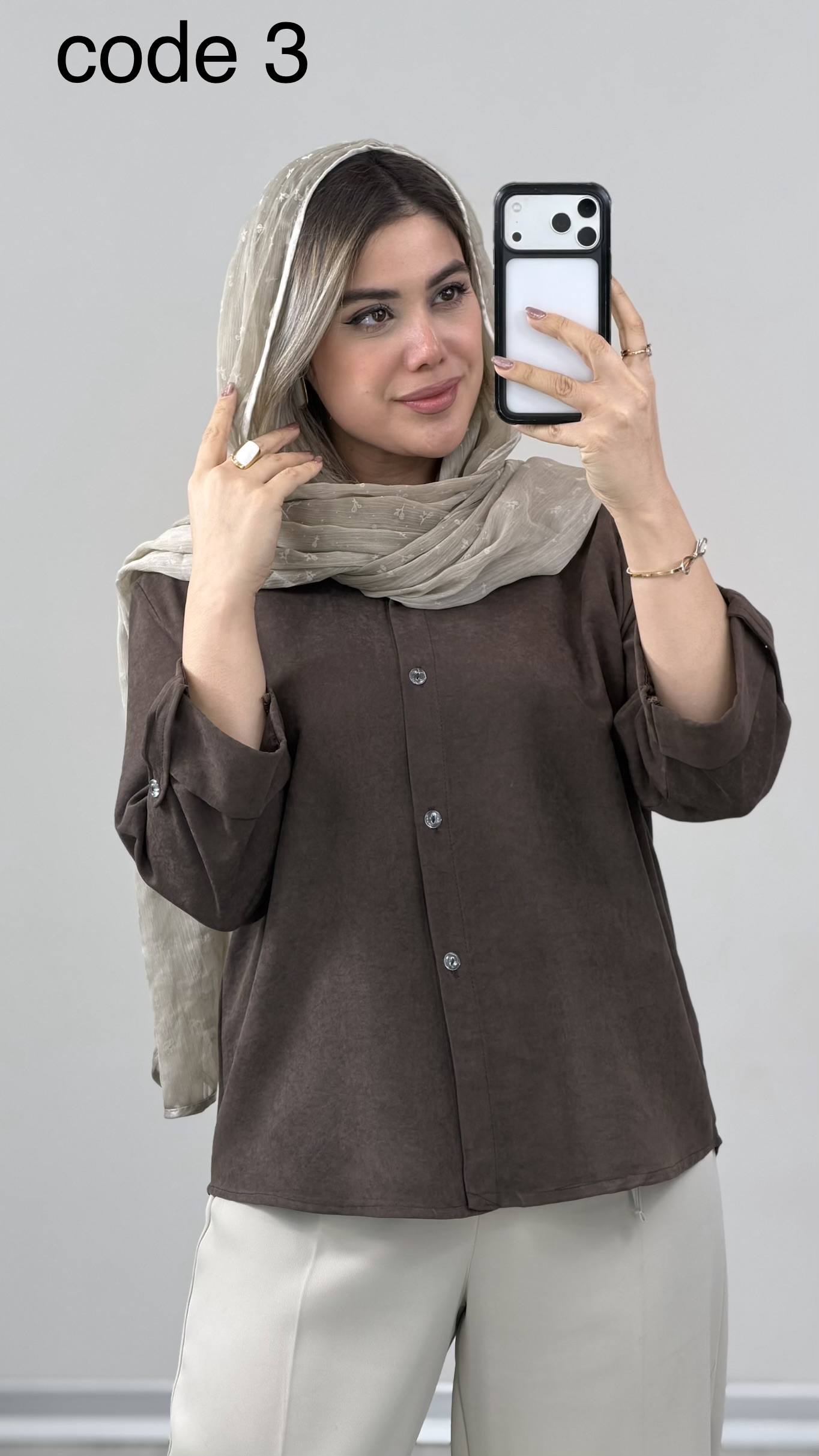 IMG_2878 شومیز سیلک مدل نوینا کد 01000 A-18 - Image 1